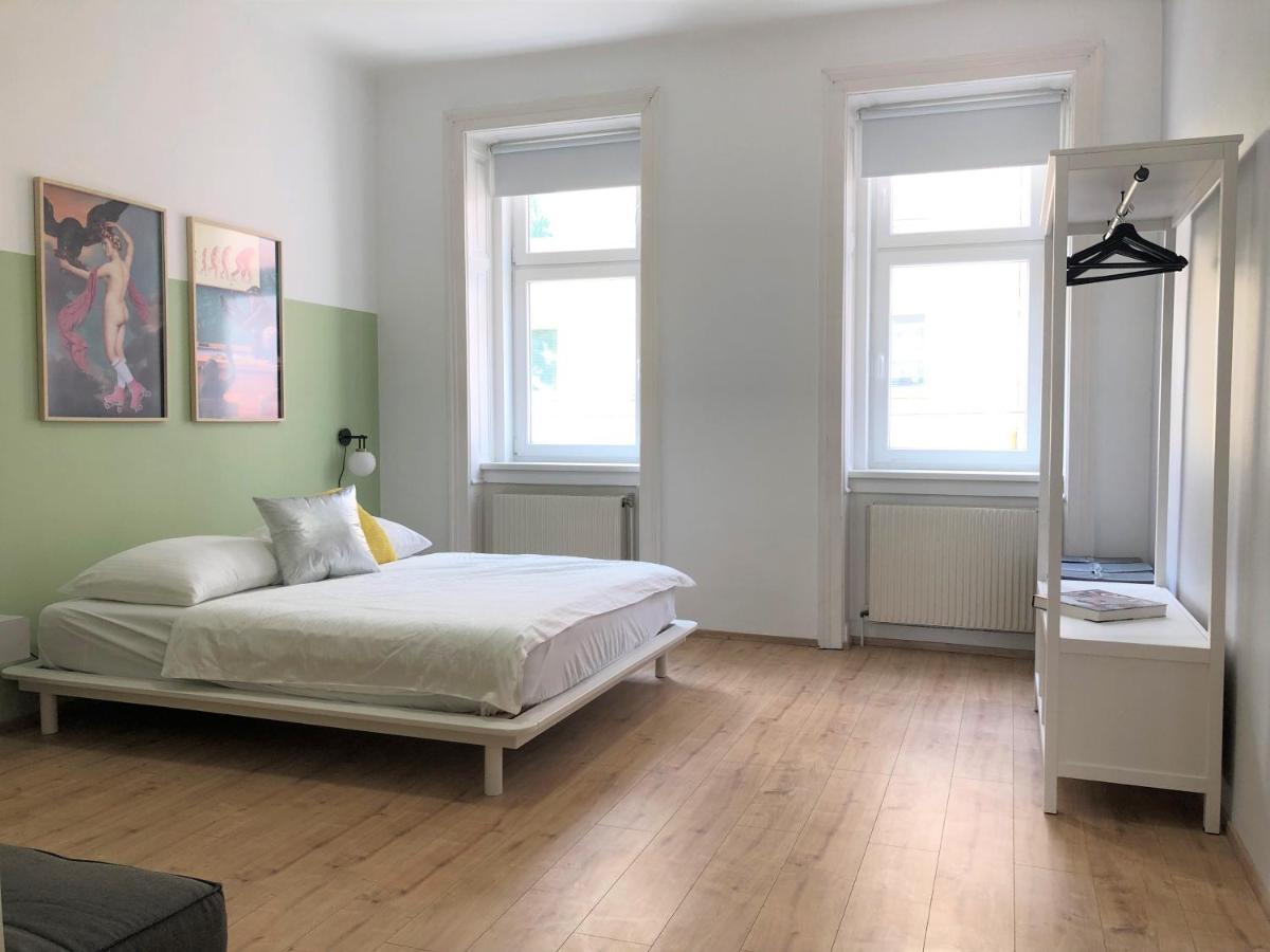 Stayover - Noble, Großzügige Am Hernals Apartamento Viena