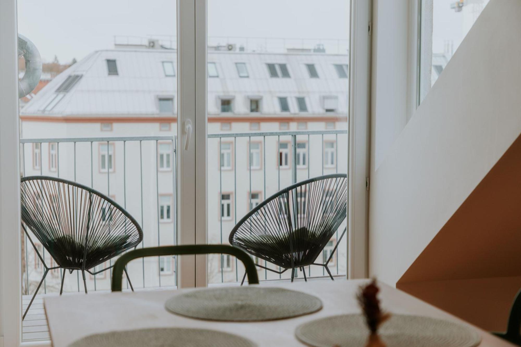 Stayover - Noble, Großzügige Am Hernals Apartamento Viena