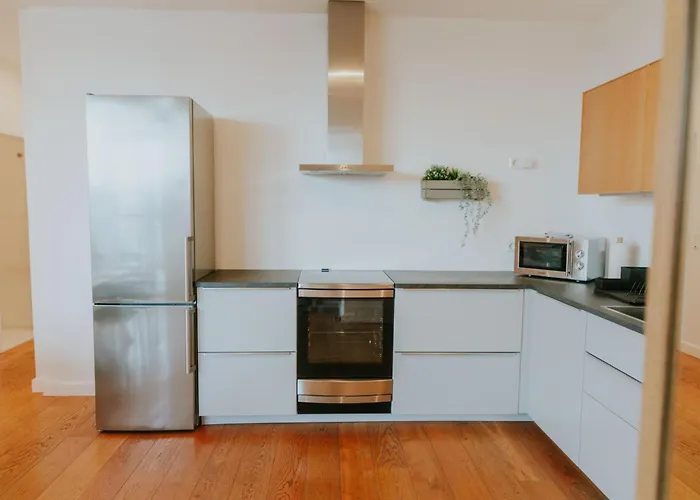 Large Apartments - Great For Groups - With Balcony Or Terrace