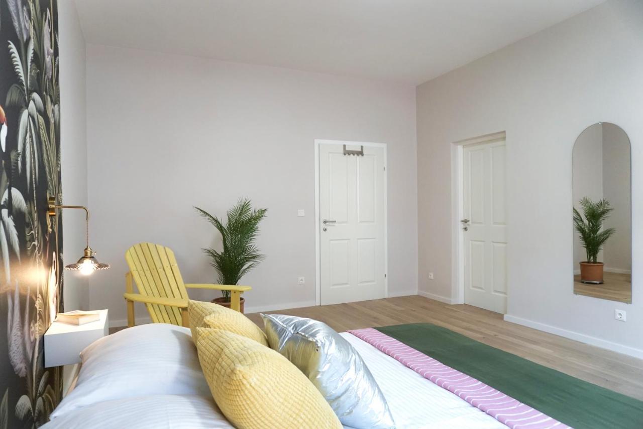 Apartment Large - Great For Groups - With Balcony Or Terrace
