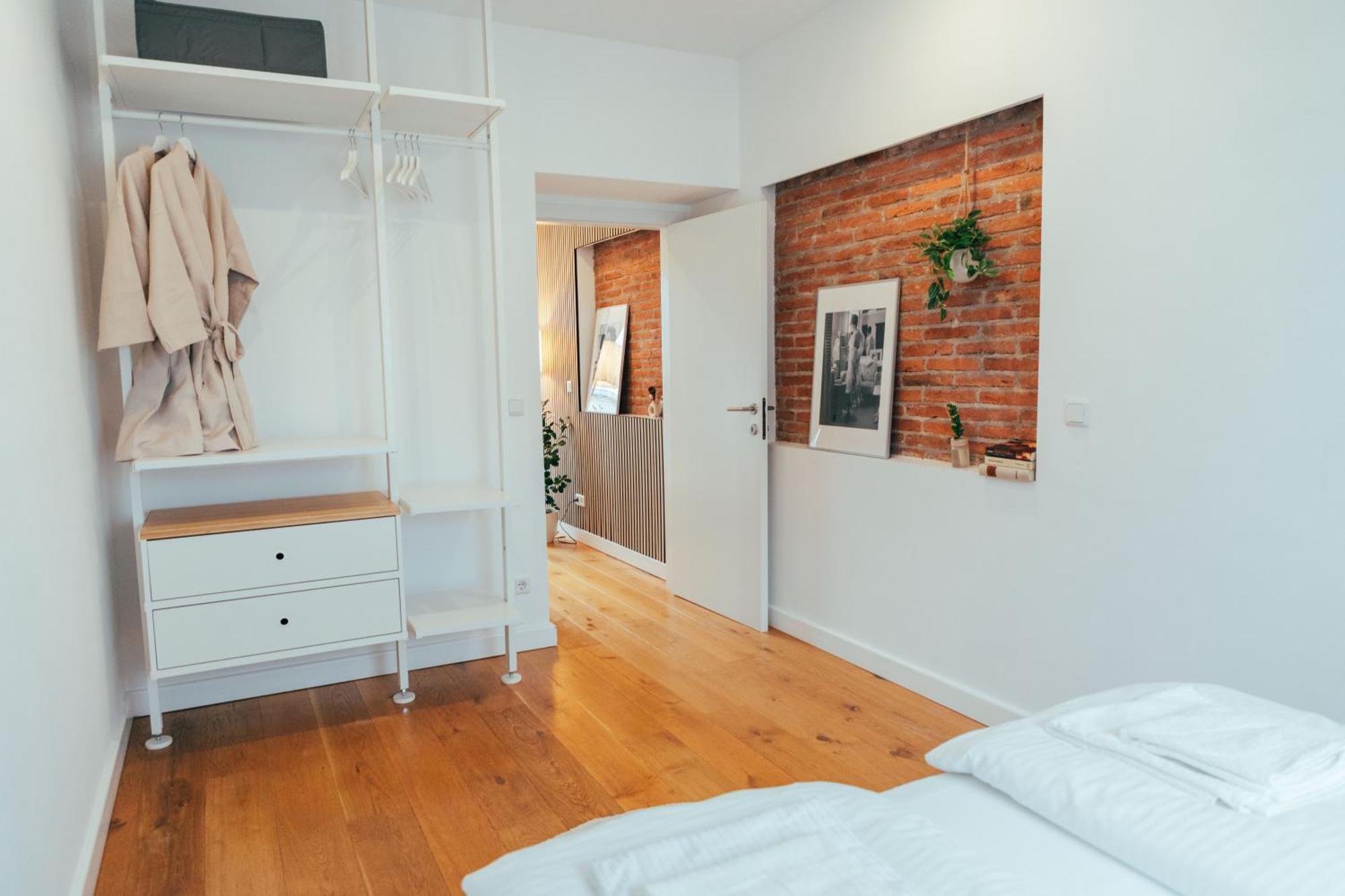Apartment Large - Great For Groups - With Balcony Or Terrace Vienna