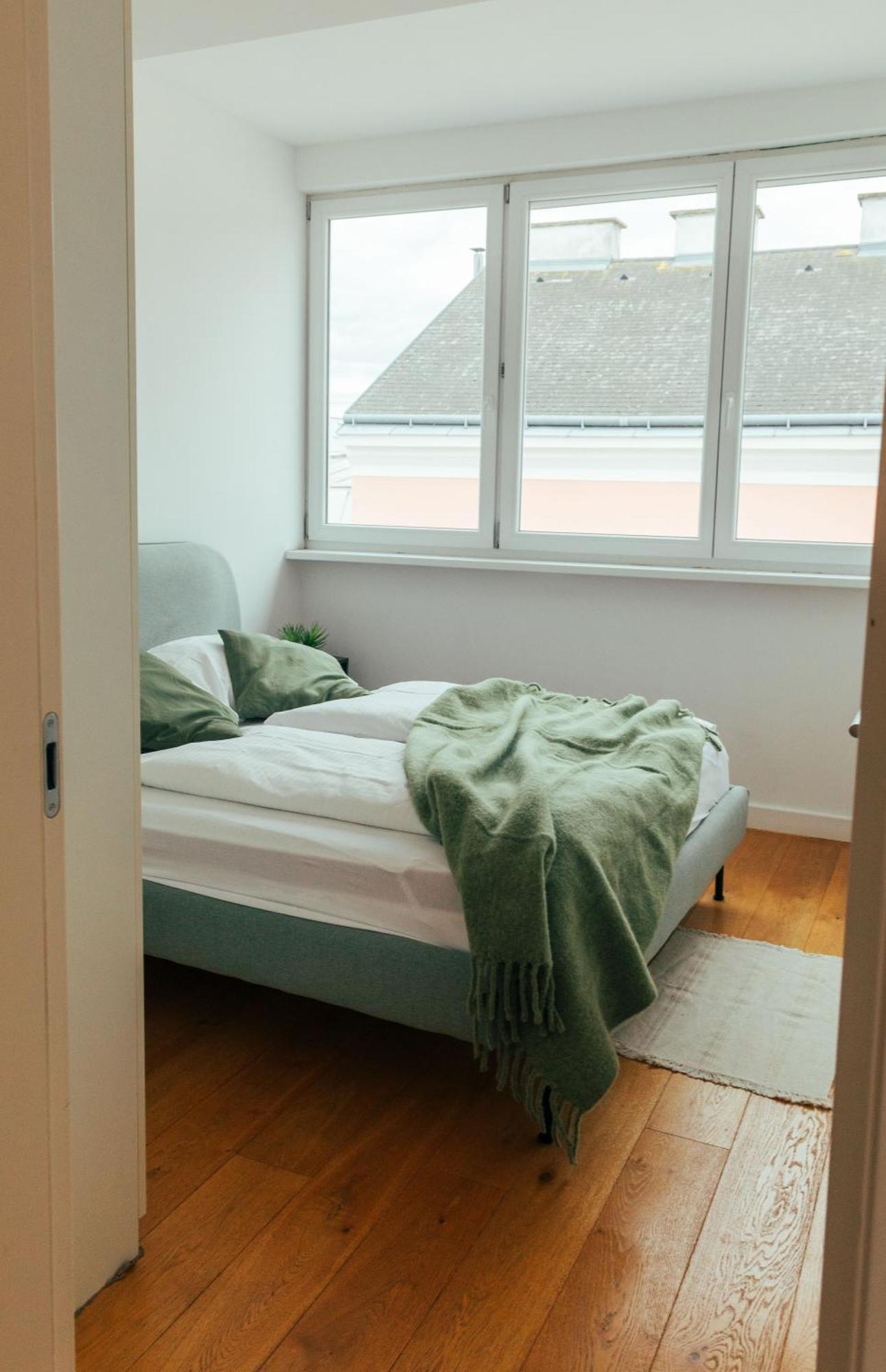 Apartment Large - Great For Groups - With Balcony Or Terrace *