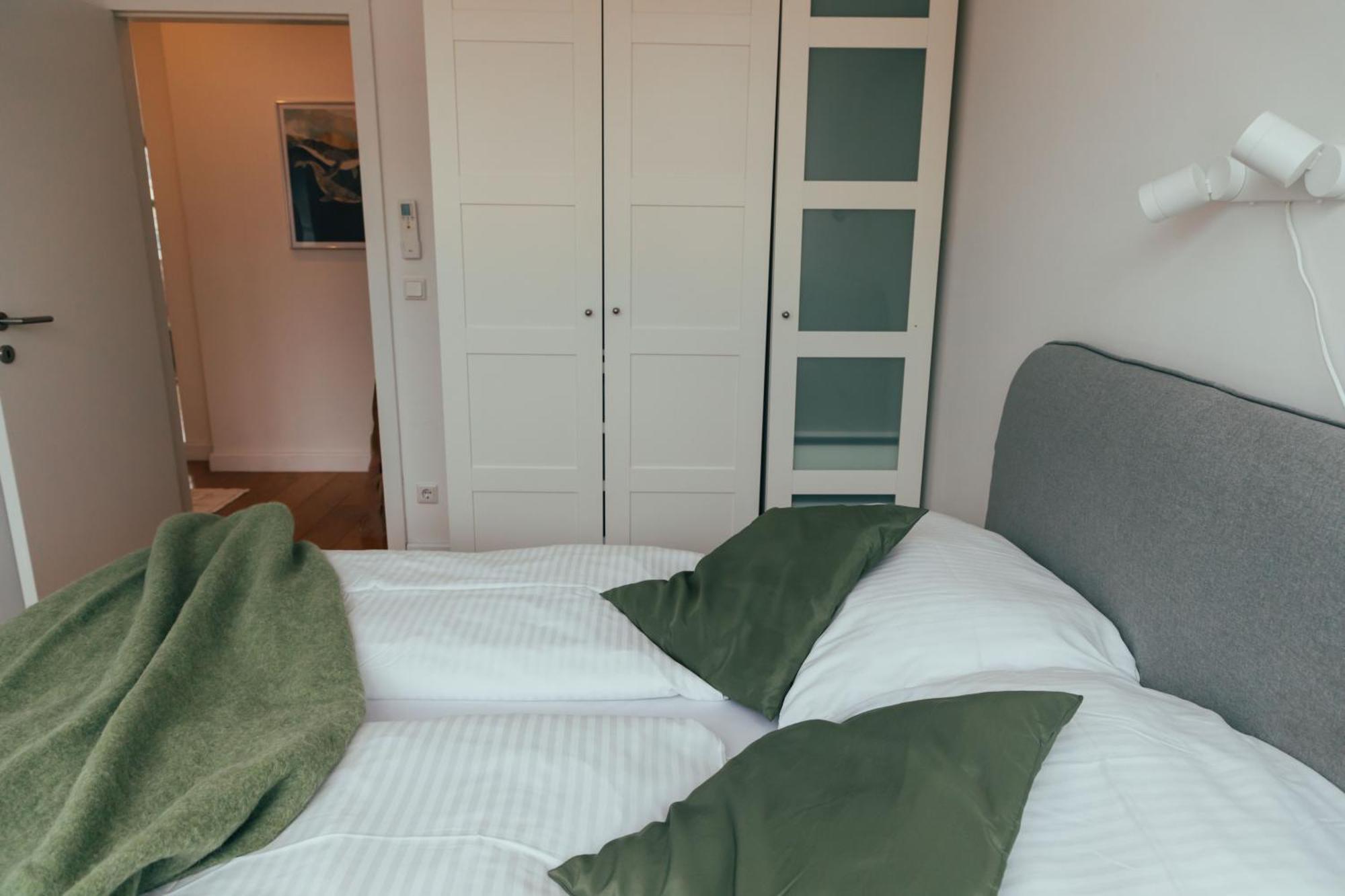Apartment Large - Great For Groups - With Balcony Or Terrace
